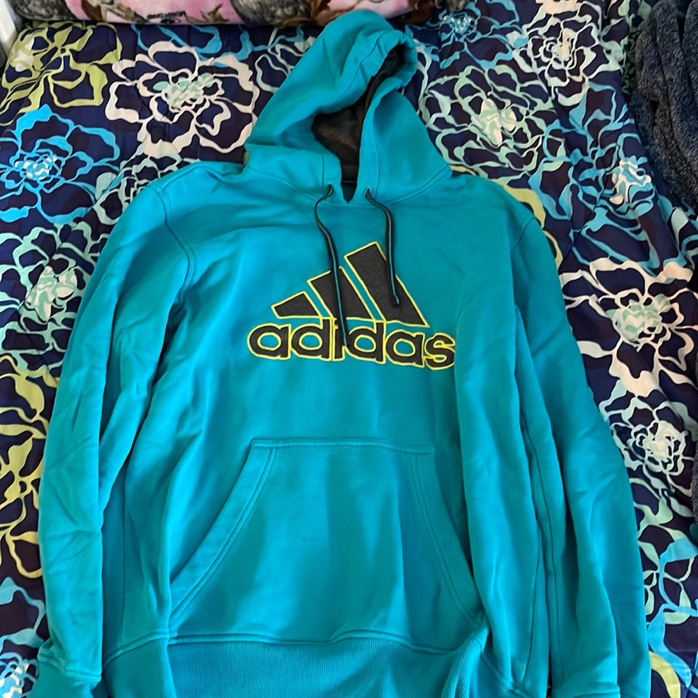 Adidas Sweatshirt